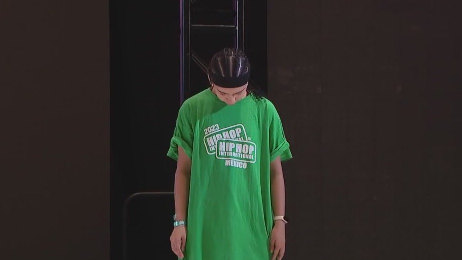 Hip-hop dancers compete in Phoenix for top spot